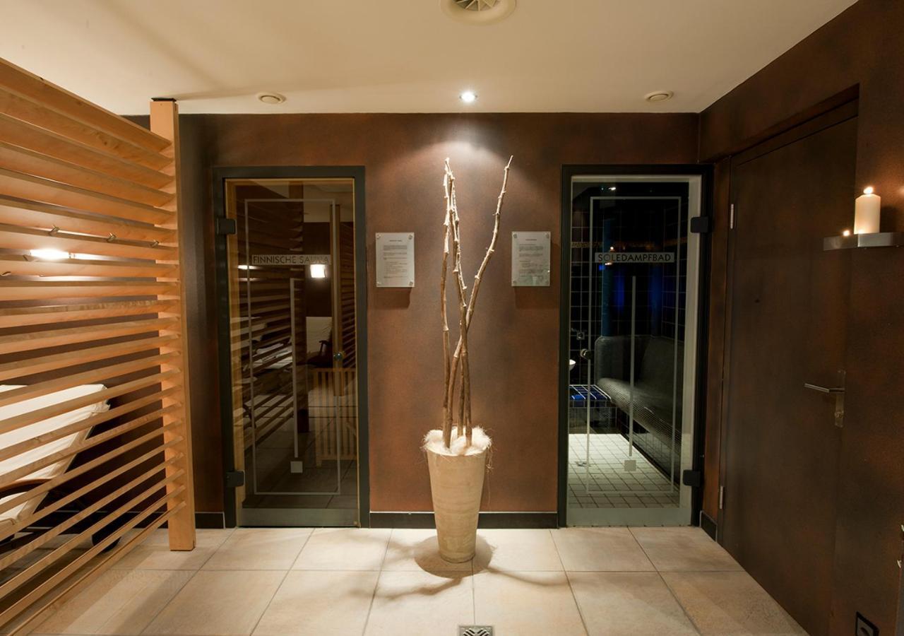 Hotel Garni Bergsonne Самнаун Екстериор снимка