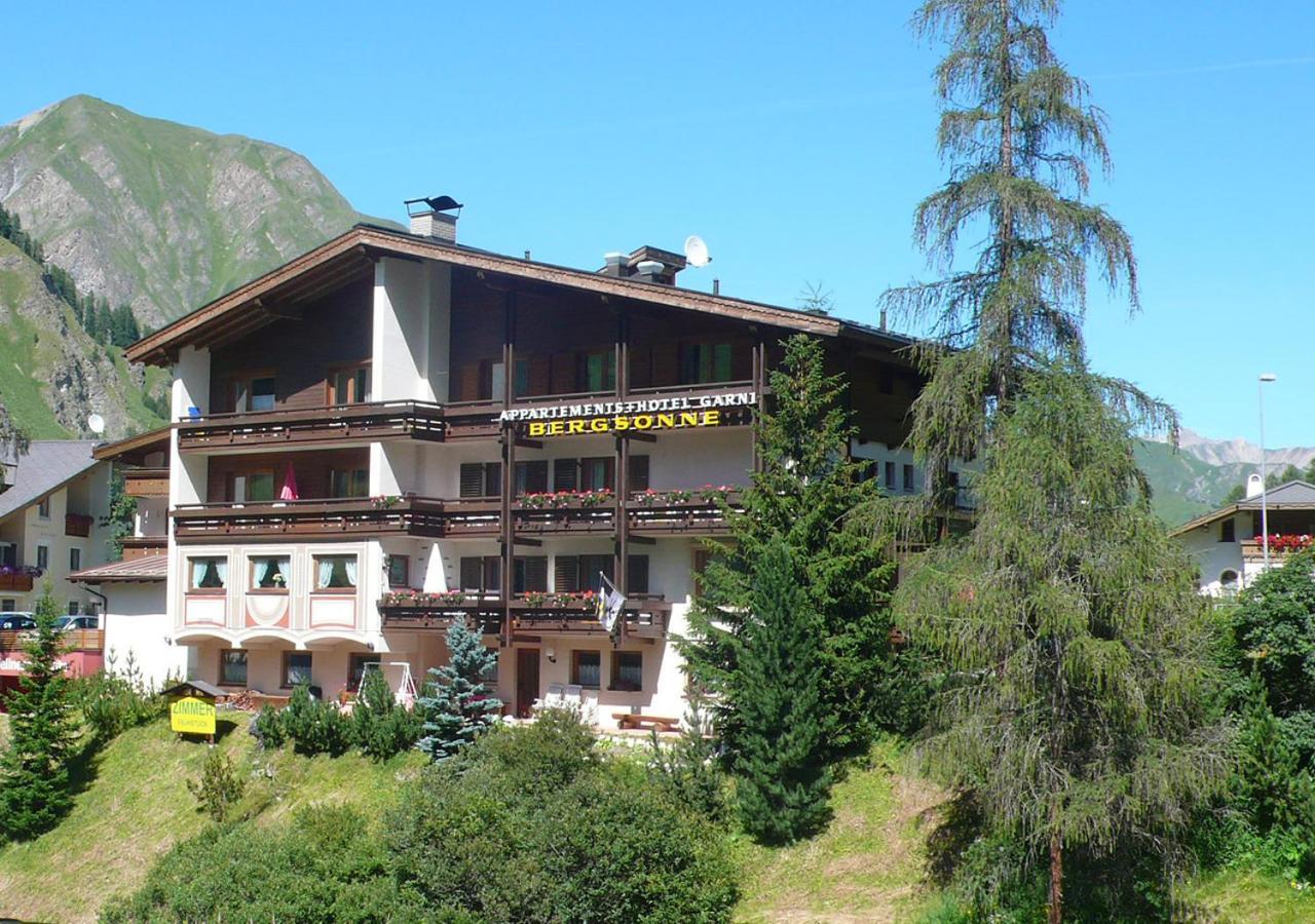Hotel Garni Bergsonne Самнаун Екстериор снимка